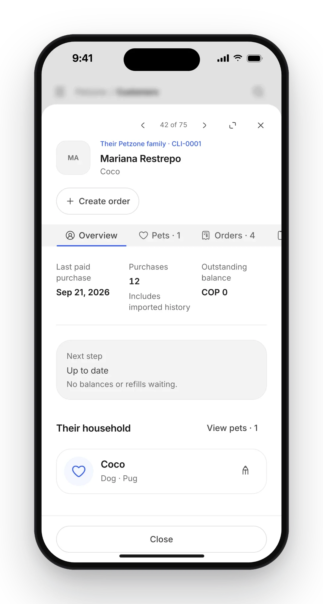 Petzone customer record on a phone: last purchase, number of purchases, balance, next step and their pet